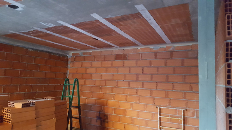 Construcción de Vivienda Unifamiliar en...