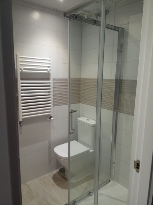 Reforma de un estudio y de un piso C/ Santísima Trinidad