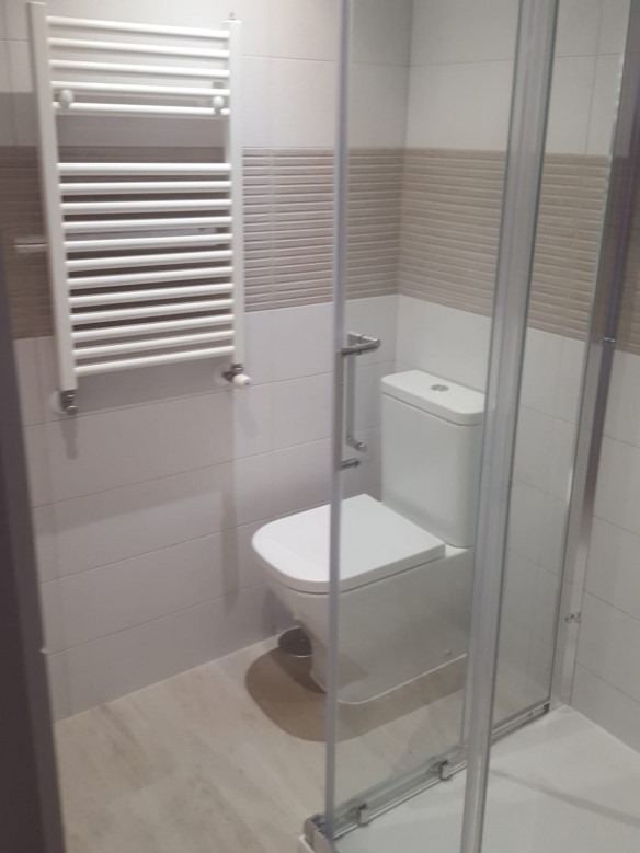 Reforma de un estudio y de un piso C/ Santísima Trinidad