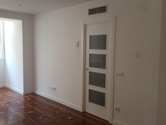 Reforma de un estudio y de un piso C/ Santísima Trinidad