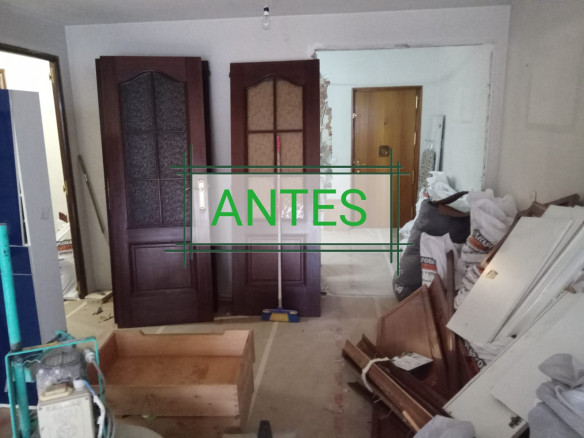 Reforma de un estudio y de un piso C/ Santísima Trinidad