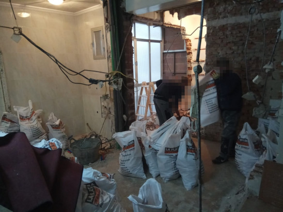 Reforma de un estudio y de un piso C/ Santísima Trinidad