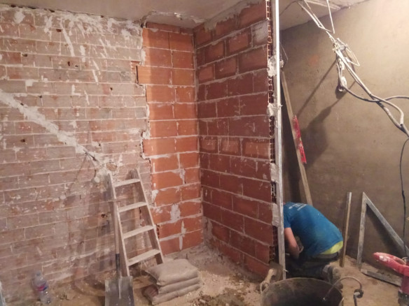 Reforma de un estudio y de un piso C/ Santísima Trinidad