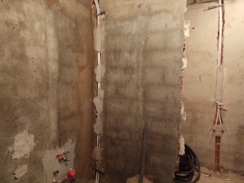 Reforma de un estudio y de un piso C/ Santísima...