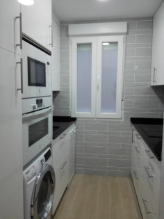 Reforma piso C/ Al. Sáinz de Baranda 2